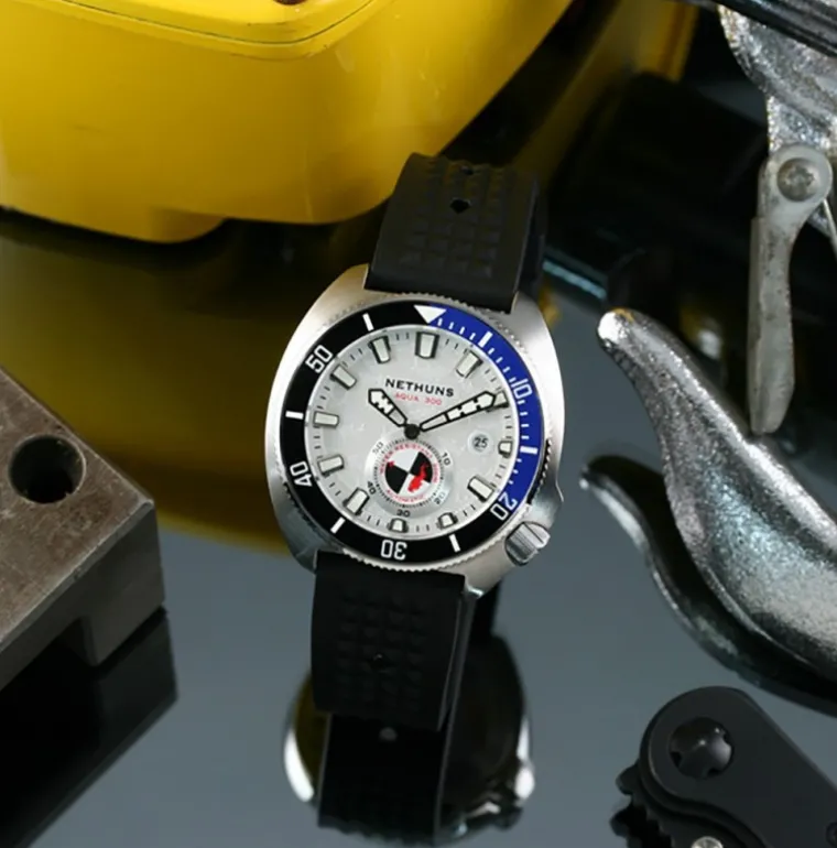 AQUA STEEL BLUE BLACK
