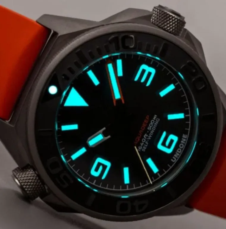 aquadeep_signal_orange_5.webp AQUADEEP SIGNAL ORANGE