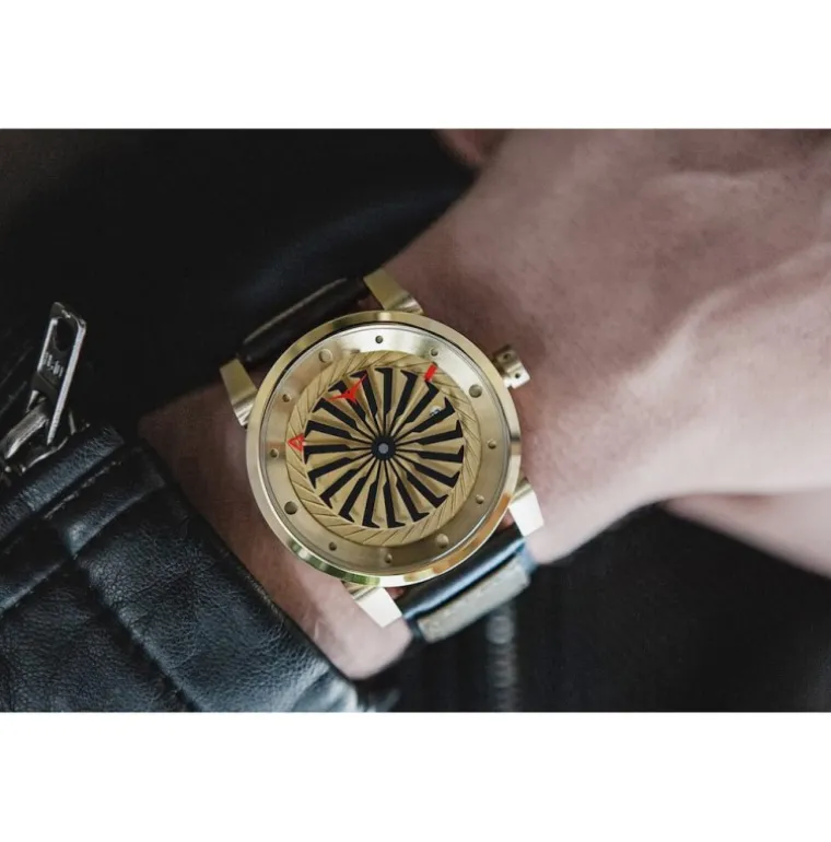blade_gold_4.webp Blade Gold