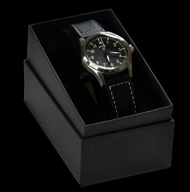 classic_mm_stainless_stee_3.webp Classic 40mm Stainless Steel Aviator