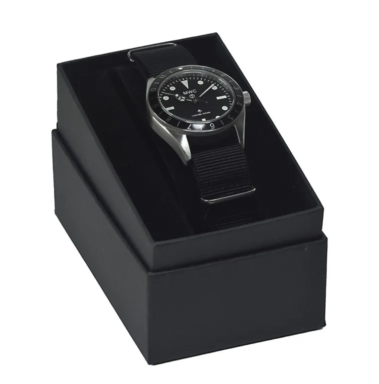classic_s_pattern_grey_st_3.webp Classic 1960s Pattern Grey Sterile Automatic Dual Time Zone Divers
