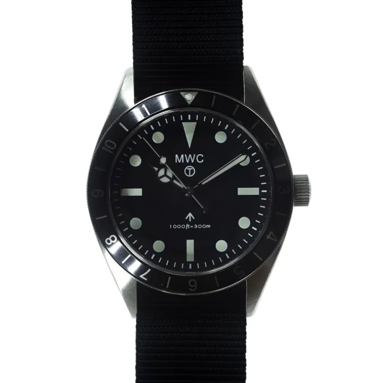 Classic 1960s Pattern Hybrid Dual Time Zone Divers