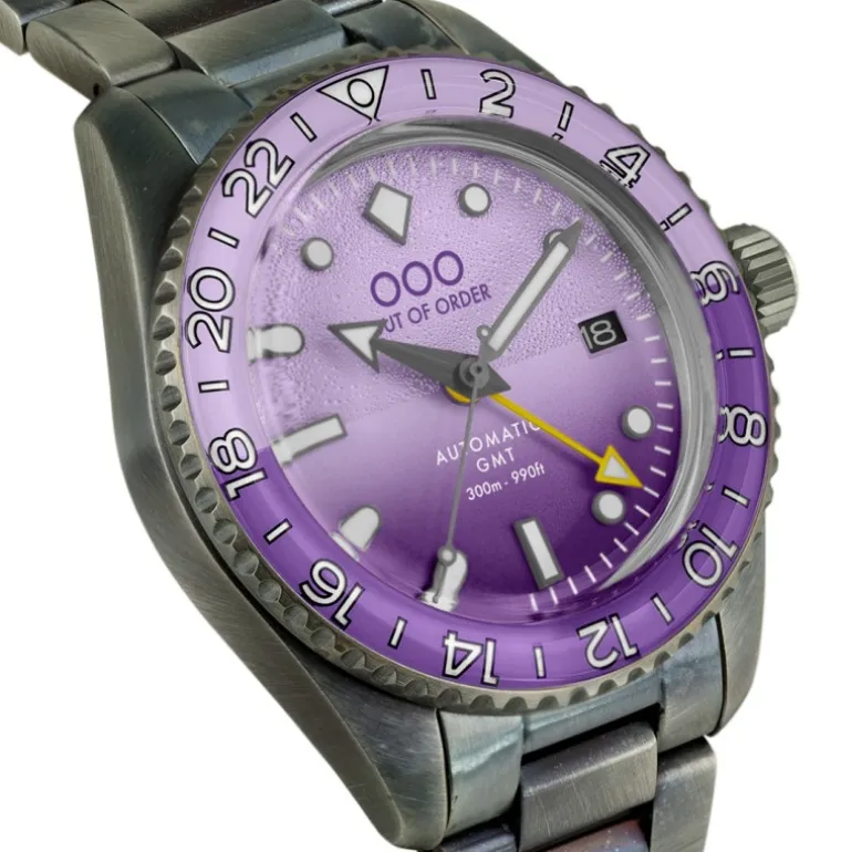 dark_violet_automatic_gmt_2-1.webp DARK VIOLET AUTOMATIC GMT - ULTRA DISTRESSED