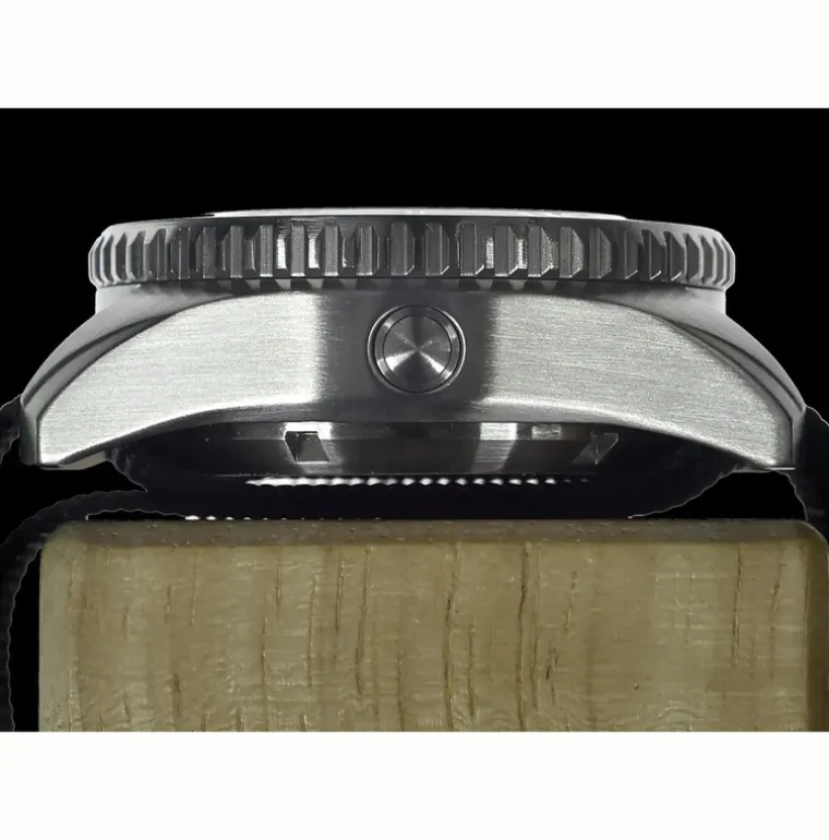 depthmaster_quartz_2.webp Depthmaster Quartz
