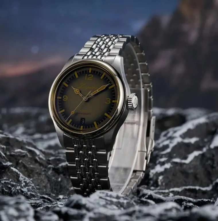 eyes_gray_stainless_steel_3.webp Eyes Gray Stainless Steel watch 38mm