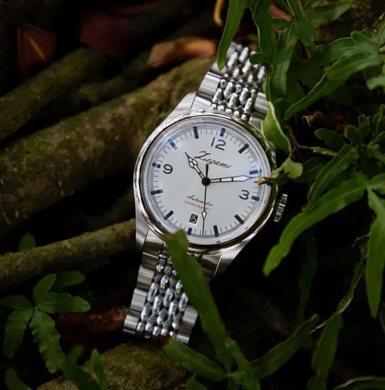 eyes_white_stainless_stee_4.webp Eyes White Stainless Steel watch 38mm