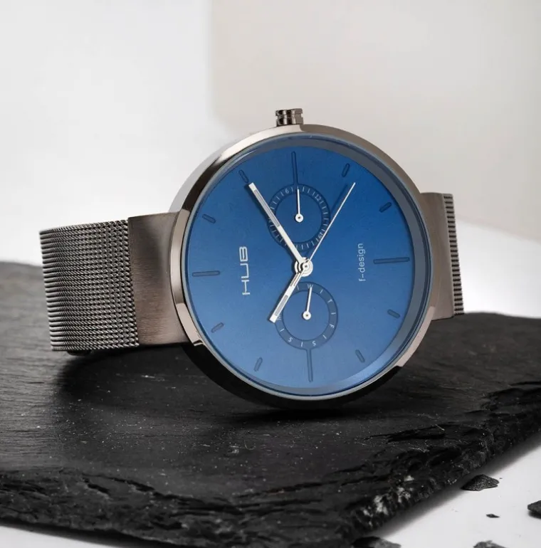 h_blue_dial_1.webp H30 BLUE DIAL