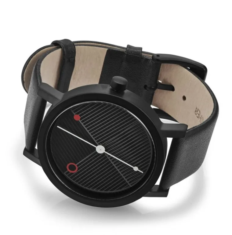 hatch_black_2.webp Hatch Black