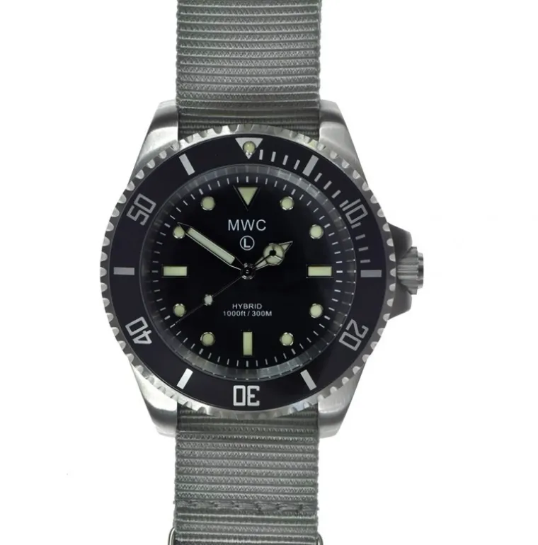 hybrid_mft_stainless_stee_1.webp Hybrid 300m/1000ft Stainless Steel Military Divers Watch