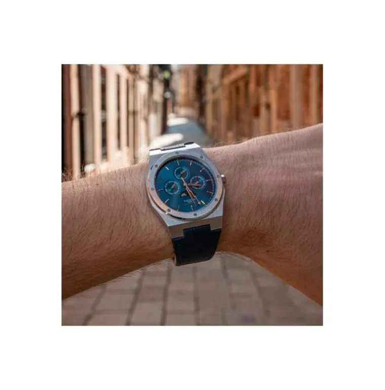lunar_calendar__silver_bl_4.webp Lunar Calendar - Silver Blue Leather