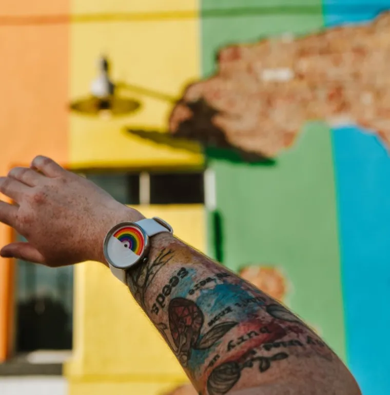 pride_prism_watch_2.webp Pride Prism Watch