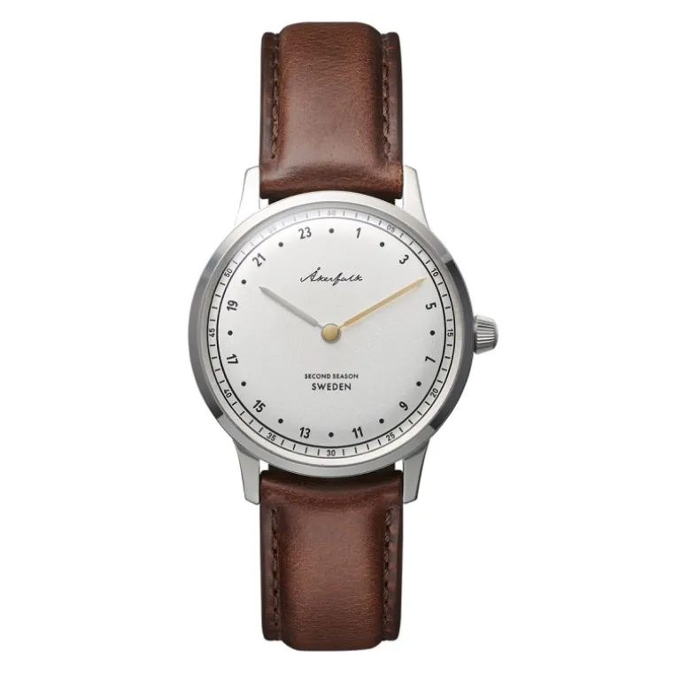second_season_silver_whit_0.webp Second Season Silver White with Brown Leather