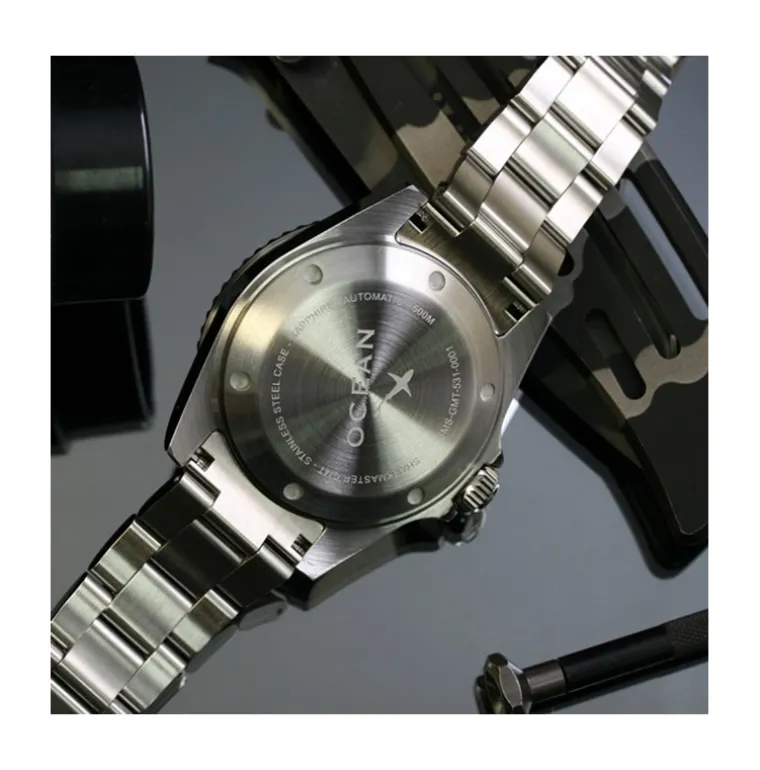 sharkmaster_gmt_automatic_1-2.webp SHARKMASTER GMT AUTOMATIC PEPSI