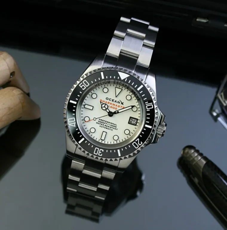 sharkmaster_sms_white_1.webp Sharkmaster SMS1010 White