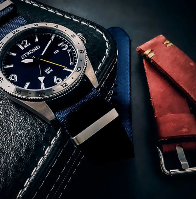 ssc_h_gmt_blue_4.webp SSC-101 24h GMT Blue