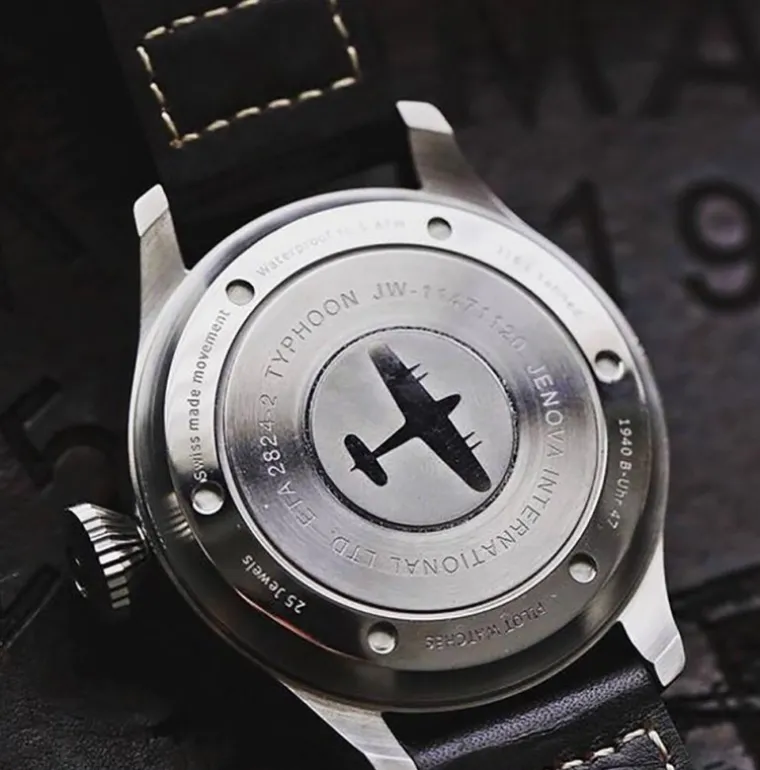 wwii_typhoon_fighter_pilo_4.webp WWII Typhoon Fighter Pilot Watch