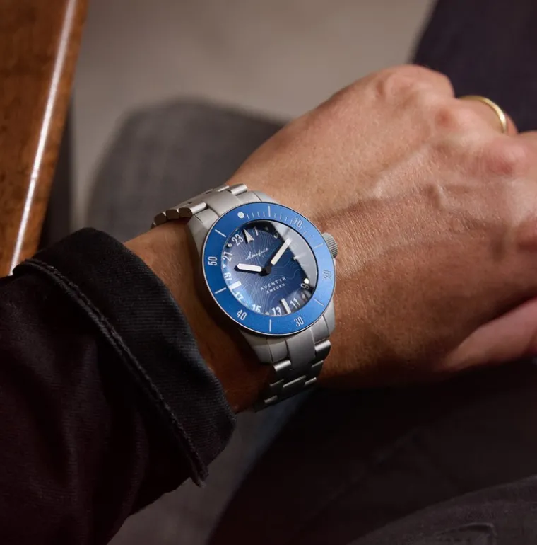 aventyr_hour_dull_steel_3.webp Aventyr 24-Hour Dull Steel