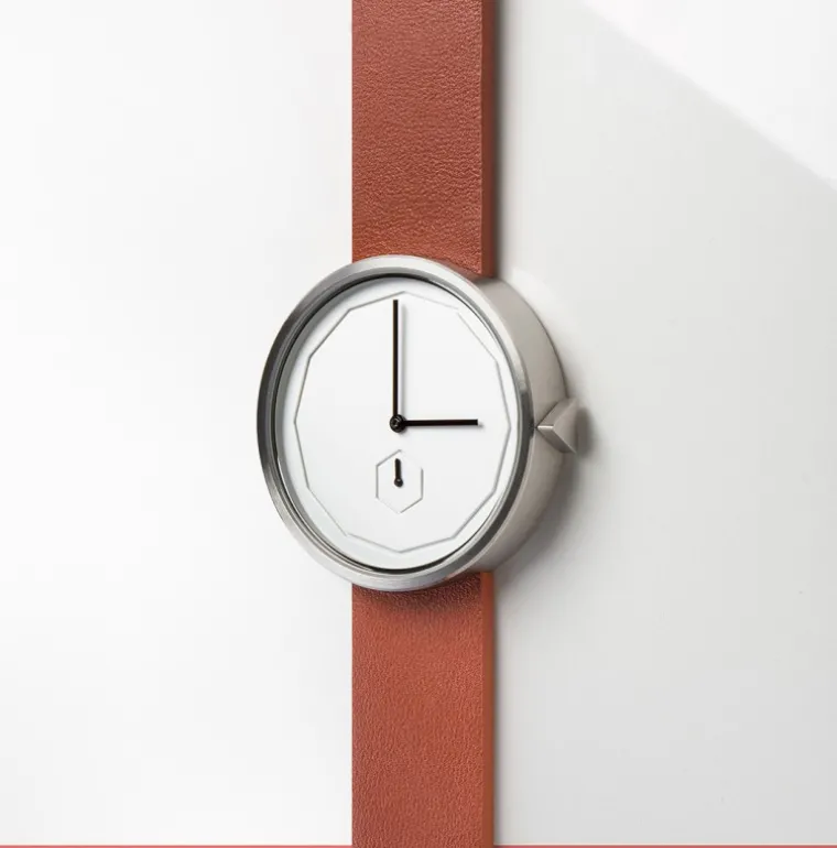 Classic Neu Silver