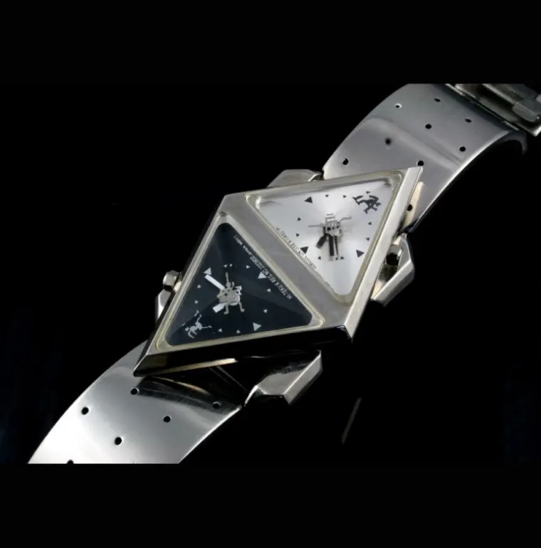 Double Rotating Pyramid