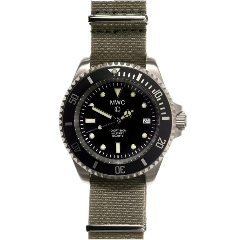 MWC 300m / 1000ft Stainless Steel Quartz Military Divers