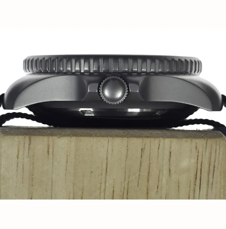 pattern_quartz_daydate_m_3-1.webp 1999-2001 Pattern Quartz Day/Date Military ANSE FISSE