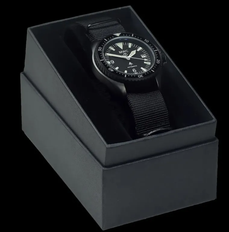 pattern_quartz_daydate_m_4.webp 1999-2001 Pattern Quartz Day/Date Military PVD ANSE FISSE