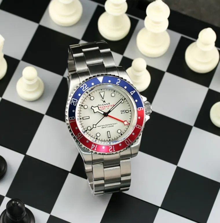 SHARKMASTER GMT PILOT WHITE II