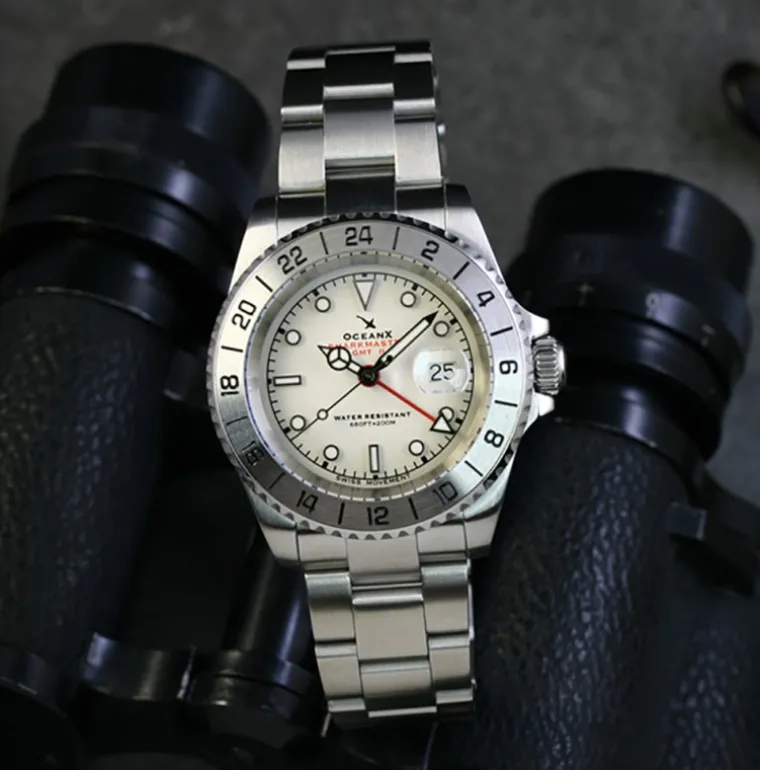 SHARKMASTER GMT STEEL WHITE